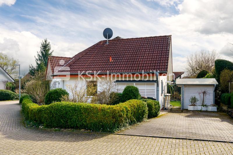 The real-estate Liebevoll gepflegtes Einfamilienhaus in Sankt Augustin-Niederpleis!